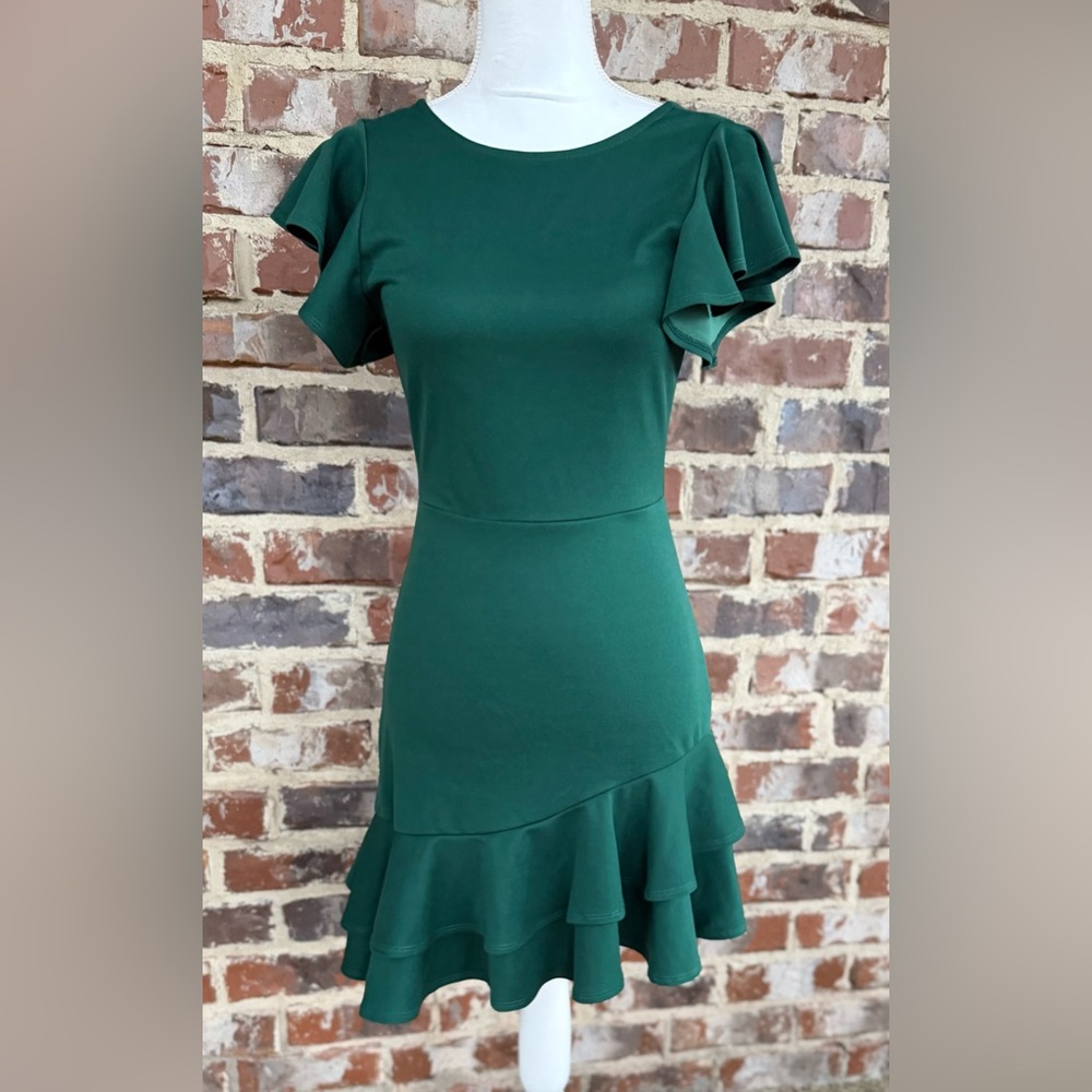 🦋 Elegant Green Ruffle Dress